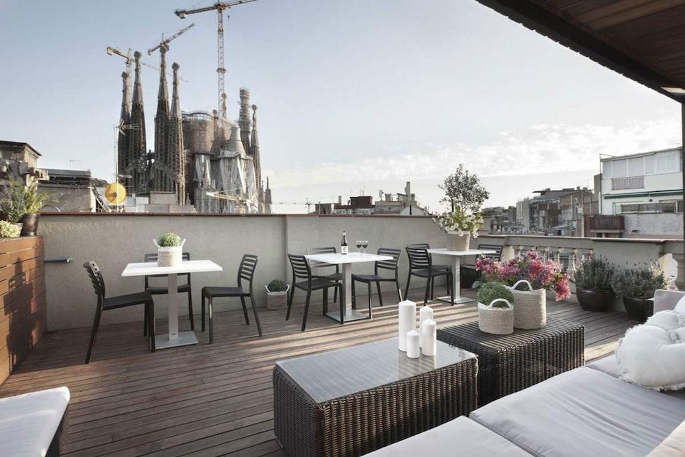 Enjoybcn Gaudi Apartments Barcelona Eksteriør billede