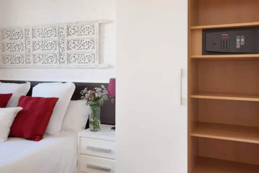 Enjoybcn Gaudi Apartments Barcelona Eksteriør billede